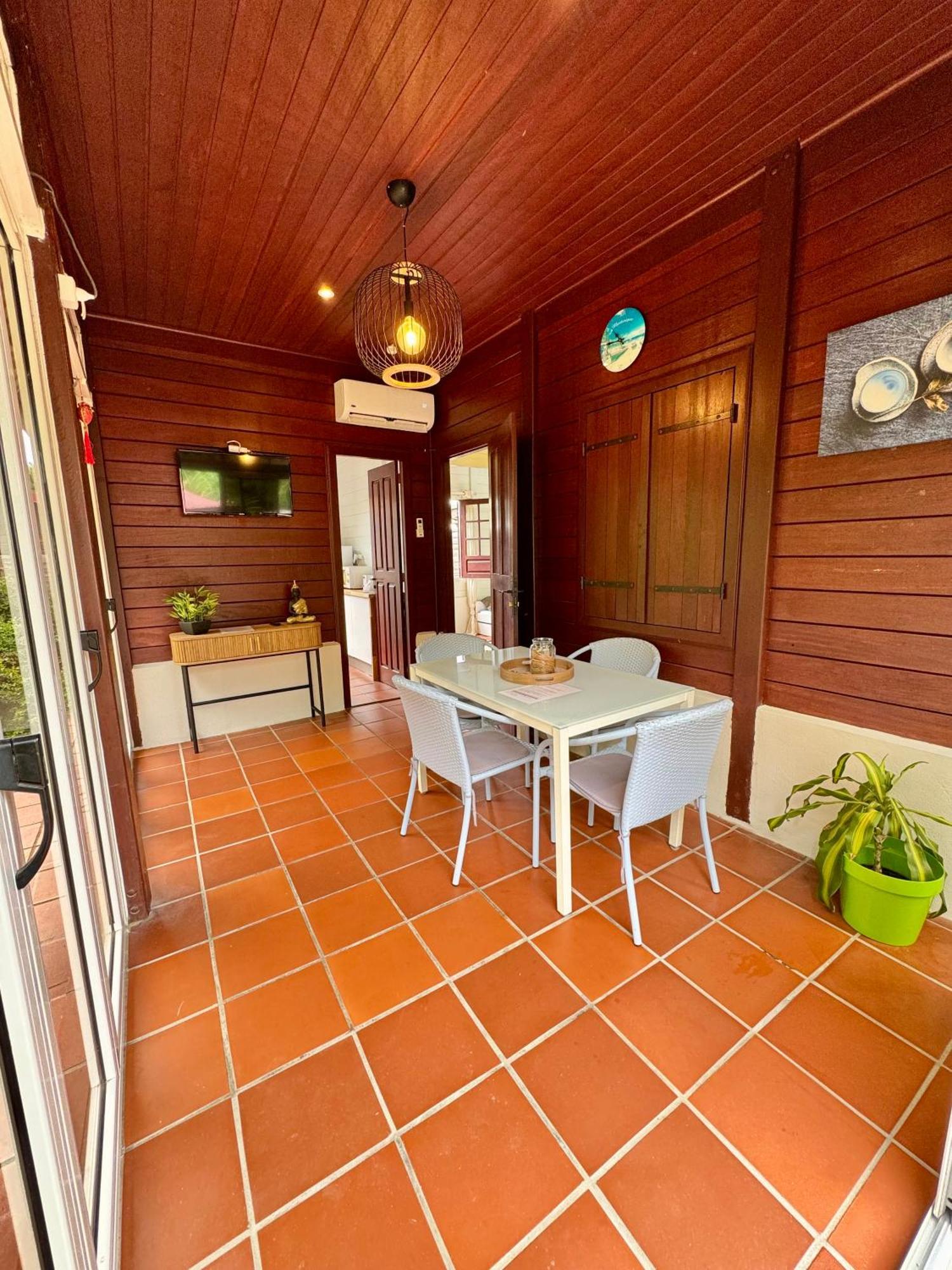 Le Gaspardo , 2 Chambres Climatisees , A 2 Mins A Pied De La Plage , Wifi , Jardin Clos, Parking ,Sans Vis-A-Vis ル・カルベ エクステリア 写真